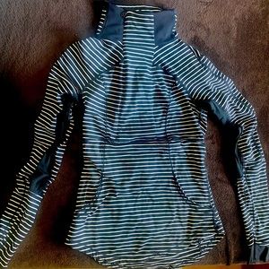 Lululemon pullover jacket